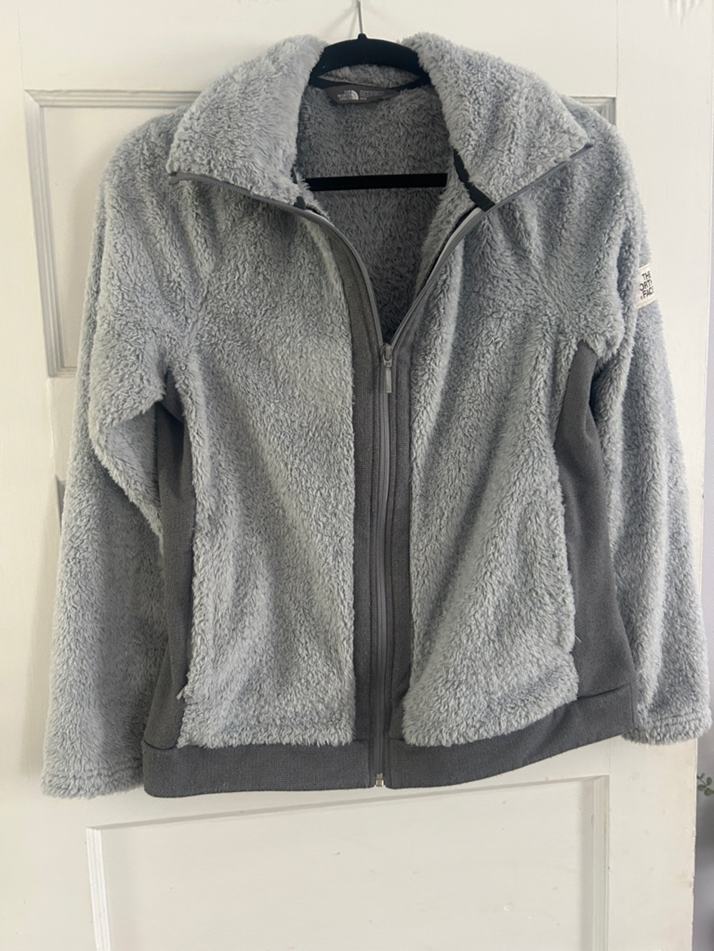 The North Face womens Light Gray Plush Fleece Jacket